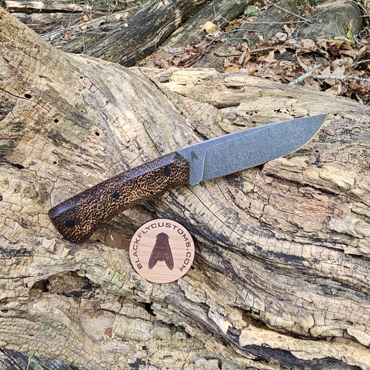 Mamba with Black Palm