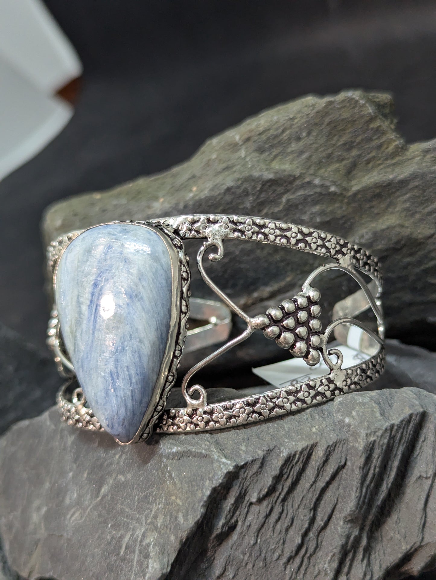 Kyanite