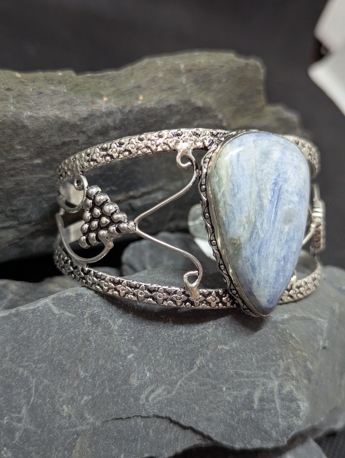 Kyanite