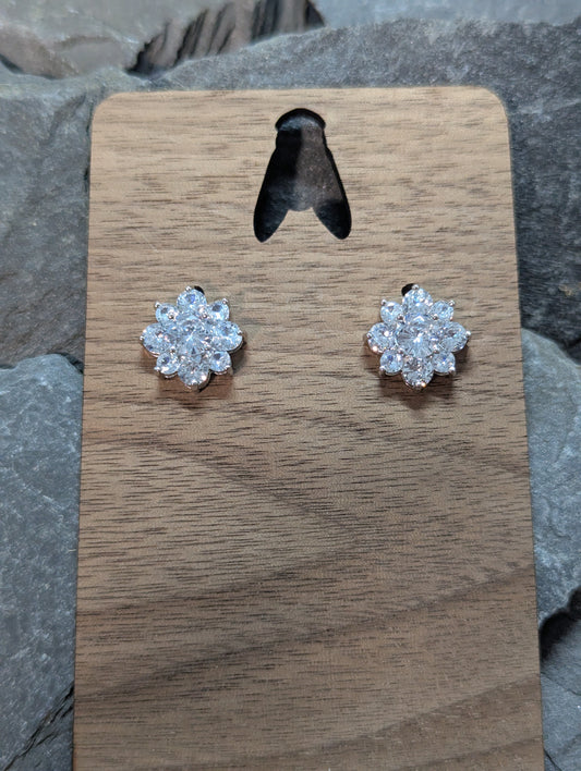 Moissanite studs