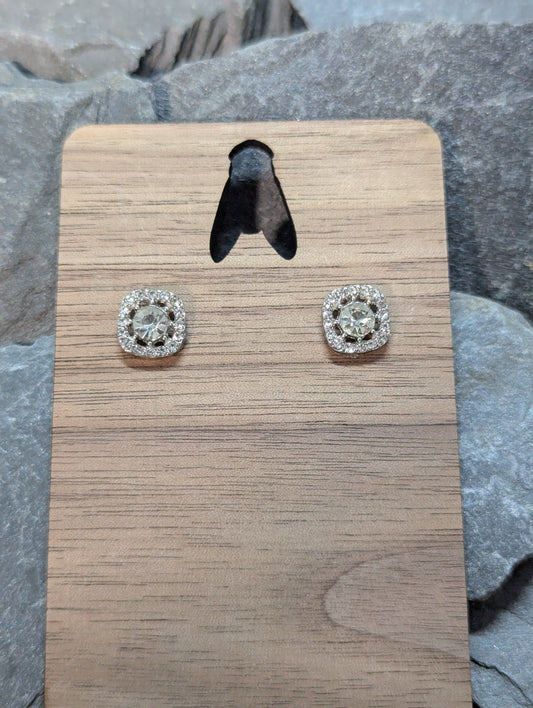 Moissanite studs