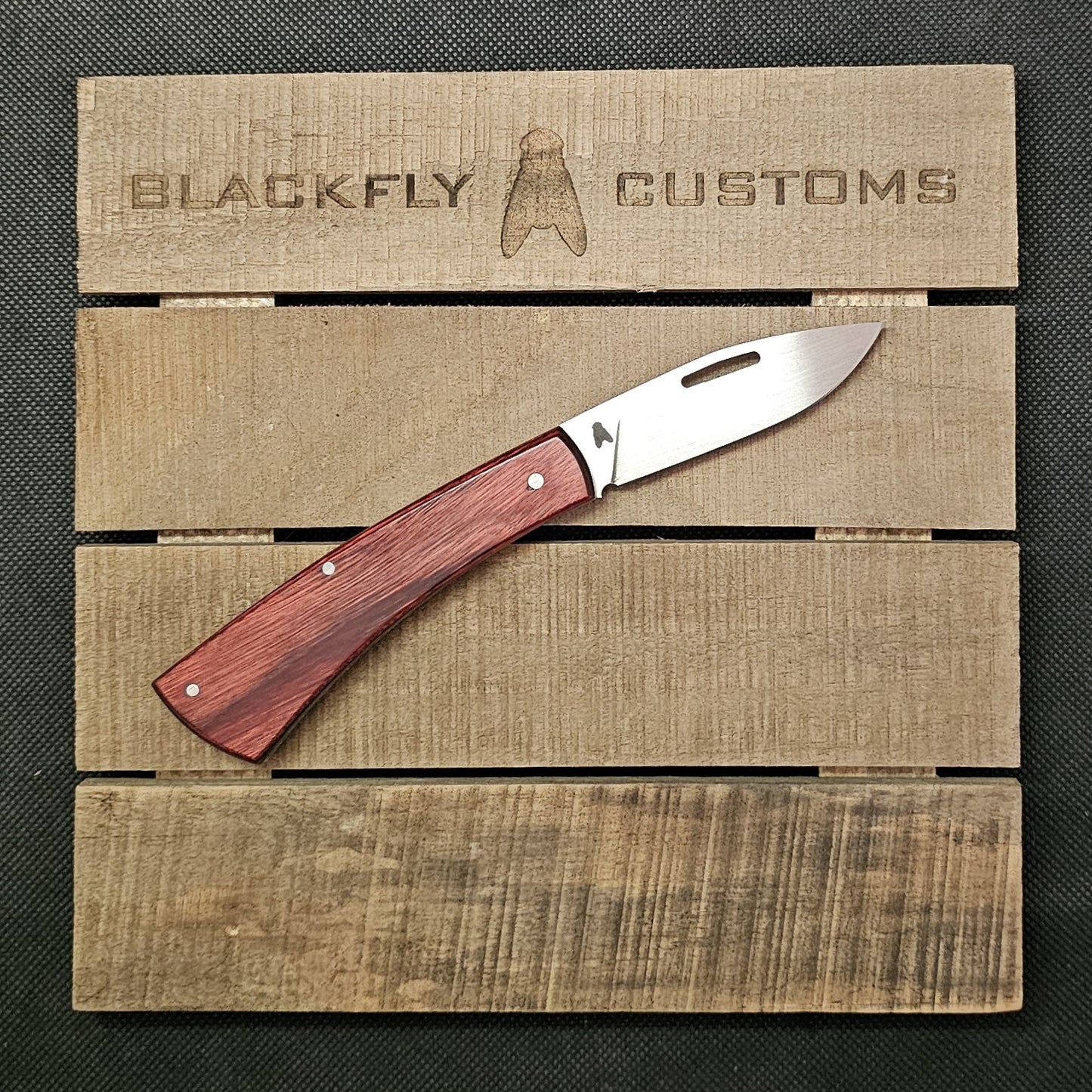 Kestrel Slipjoint