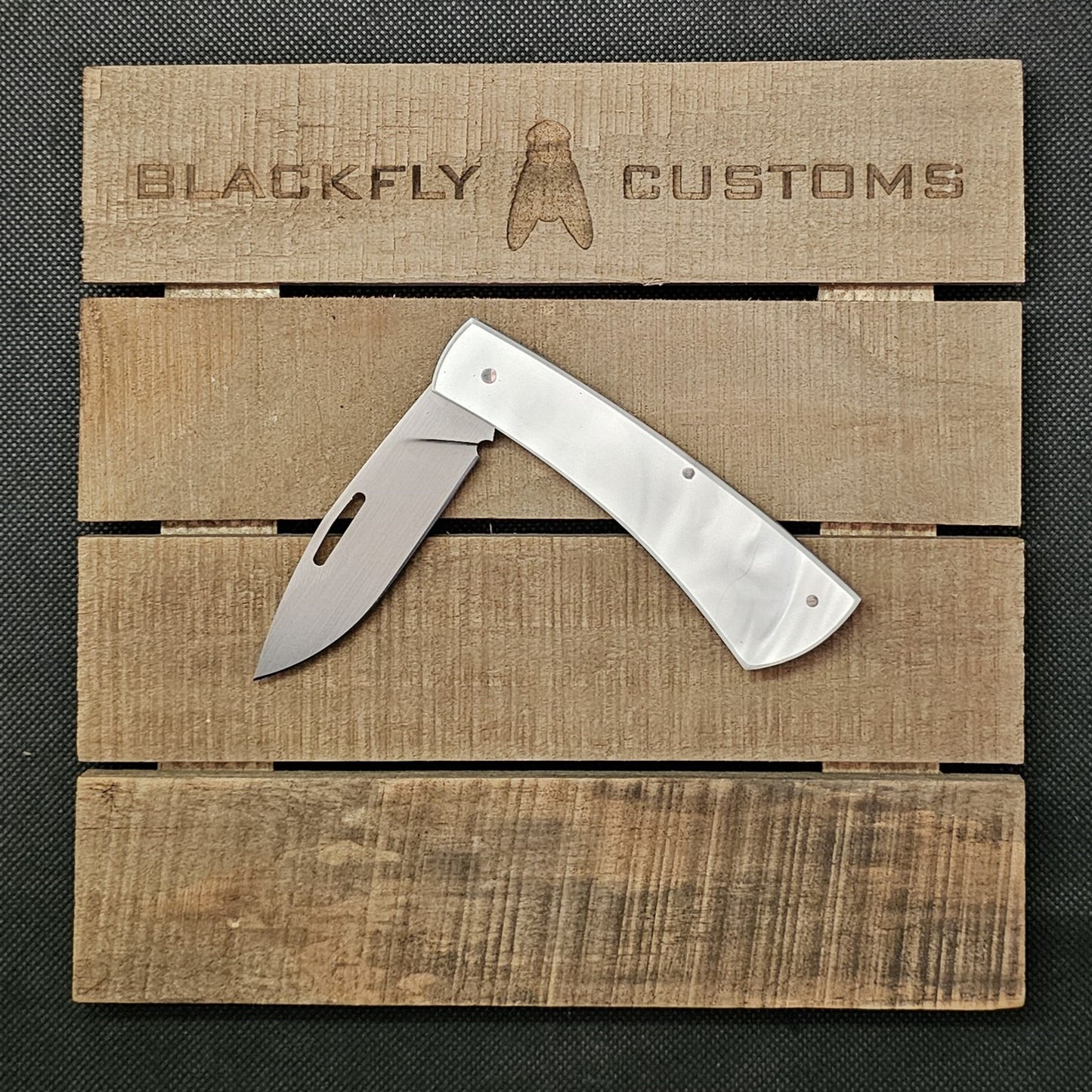 Kestrel Slipjoint