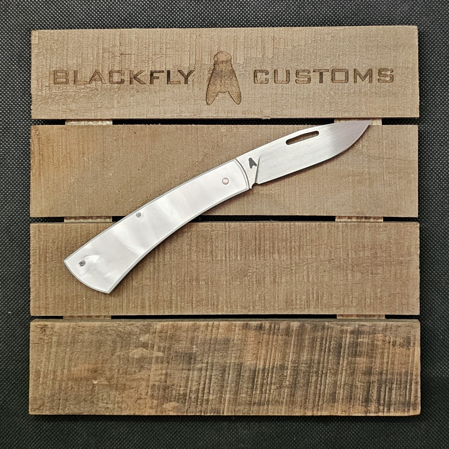 Kestrel Slipjoint