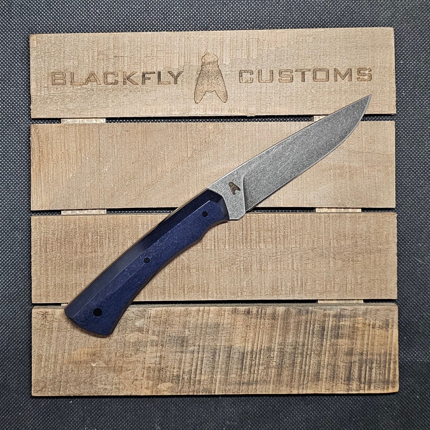 Mongoose with Blue Richlite
