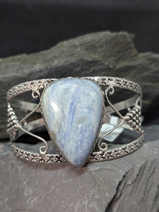 Kyanite
