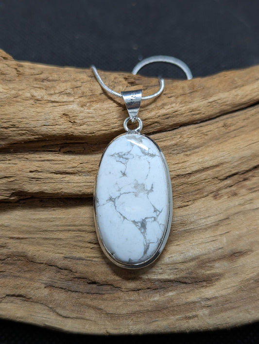 Howlite